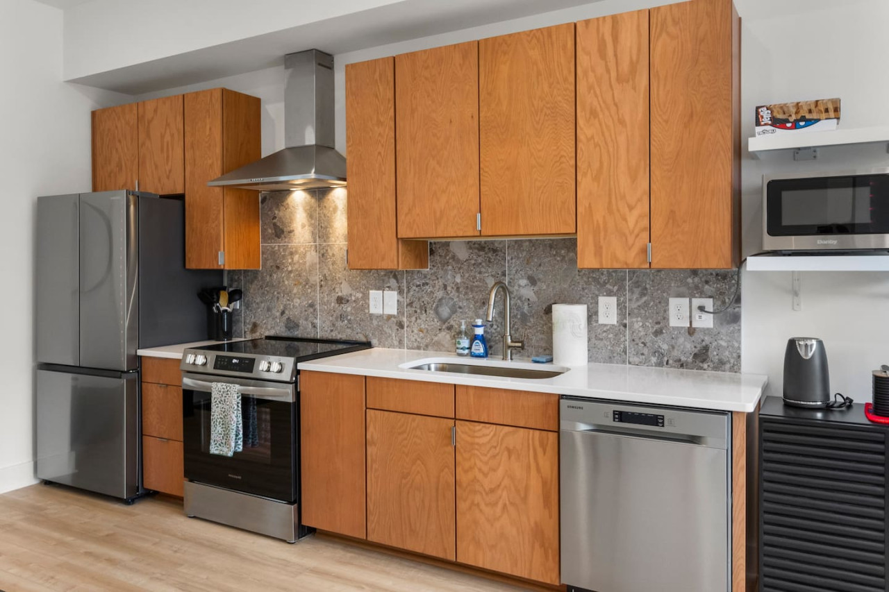 Cozy East Nashville Condo with Rooftop Deck Access