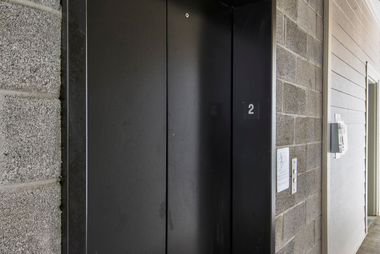 Cozy East Nashville Condo with Rooftop Deck Access