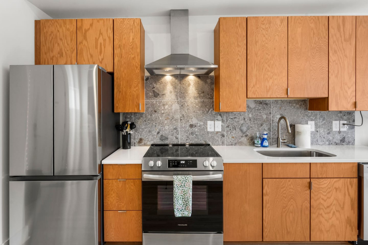 Cozy East Nashville Condo with Rooftop Deck Access