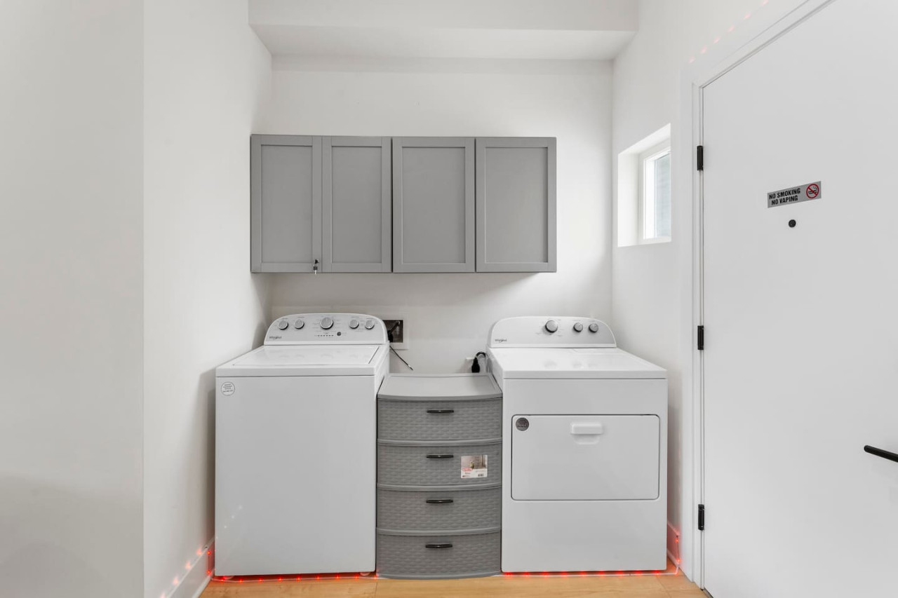 Cozy East Nashville Condo with Rooftop Deck Access