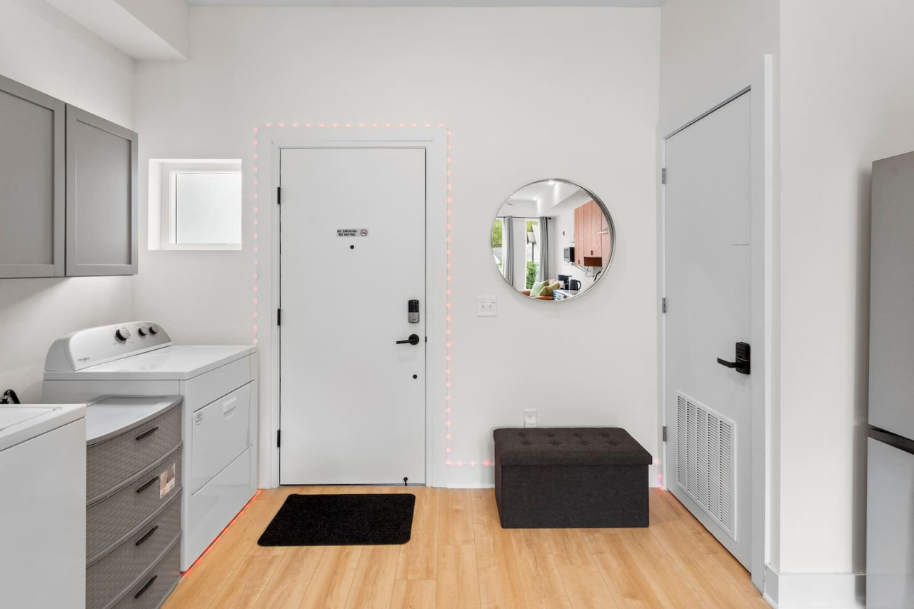 Cozy East Nashville Condo with Rooftop Deck Access