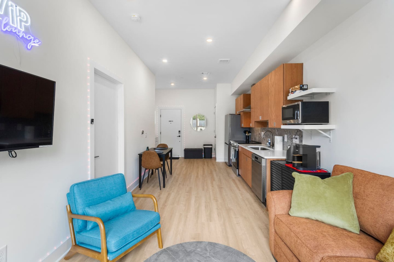 Cozy East Nashville Condo with Rooftop Deck Access