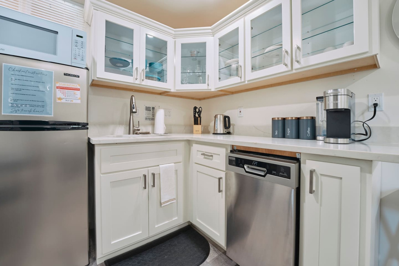 Sedona Studio W/D Patio Firepit