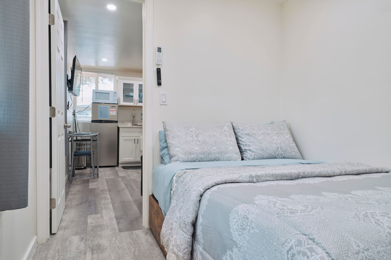 Sedona Studio W/D Patio Firepit