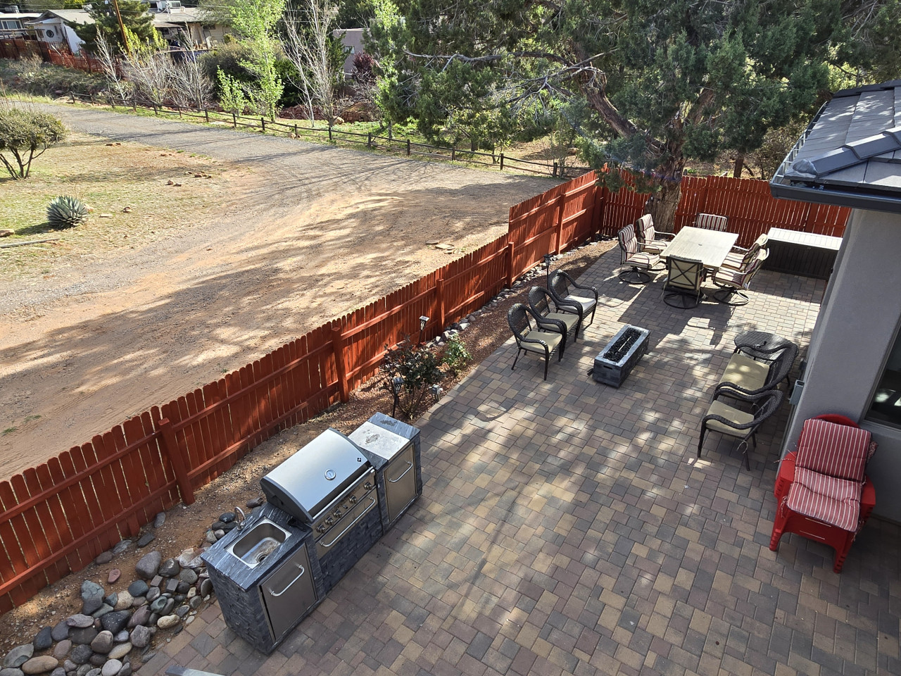 Luxury Sedona: Deck, Views, Hot Tub & Game Room