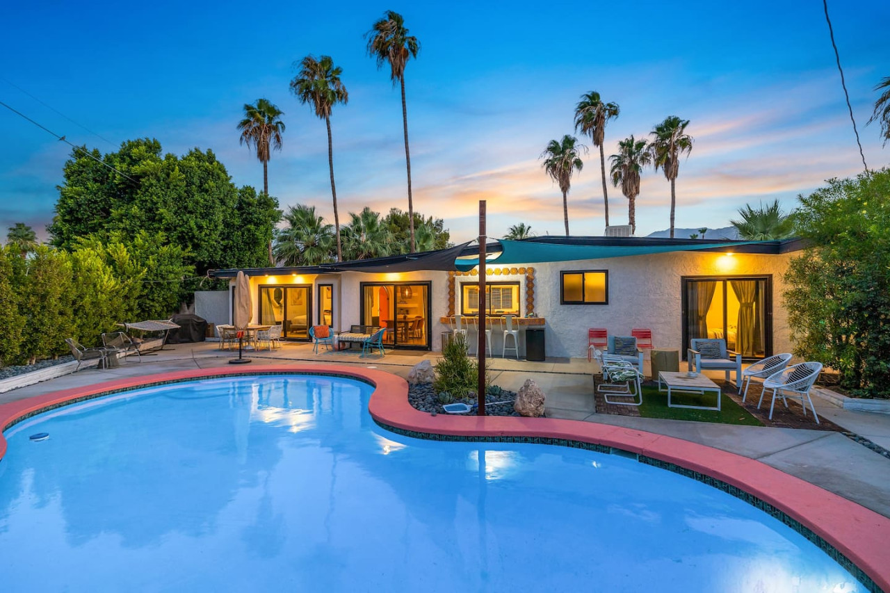 Mid-century Vibe | Private Pool Mountain Views - Palm Springs, CA