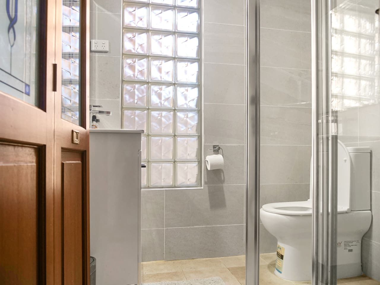 Experience ultimate comfort in our full bathroom.