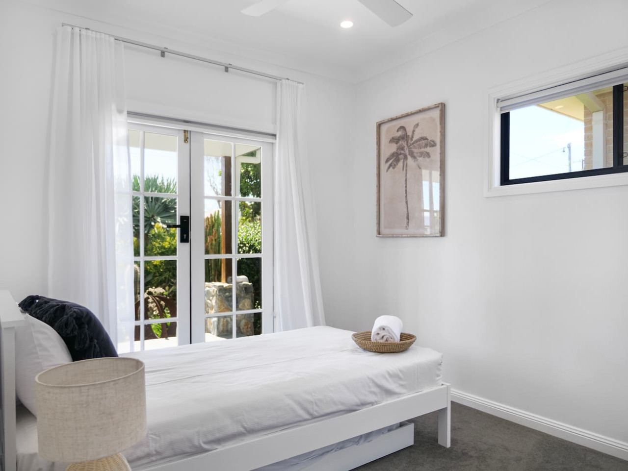 Main House Bedroom 2: 1x Single + Trundle
