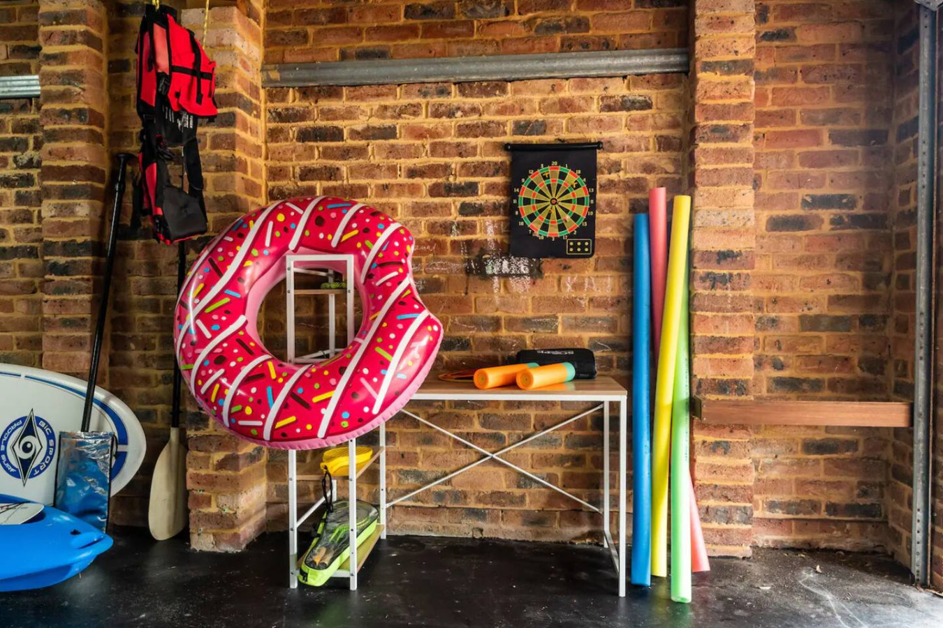 Blissful Lakefront Pool & Oasis - Lake Munmorah