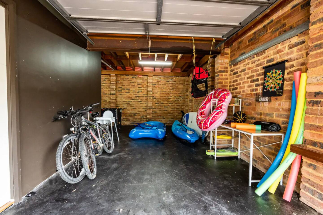 Blissful Lakefront Pool & Oasis - Lake Munmorah
