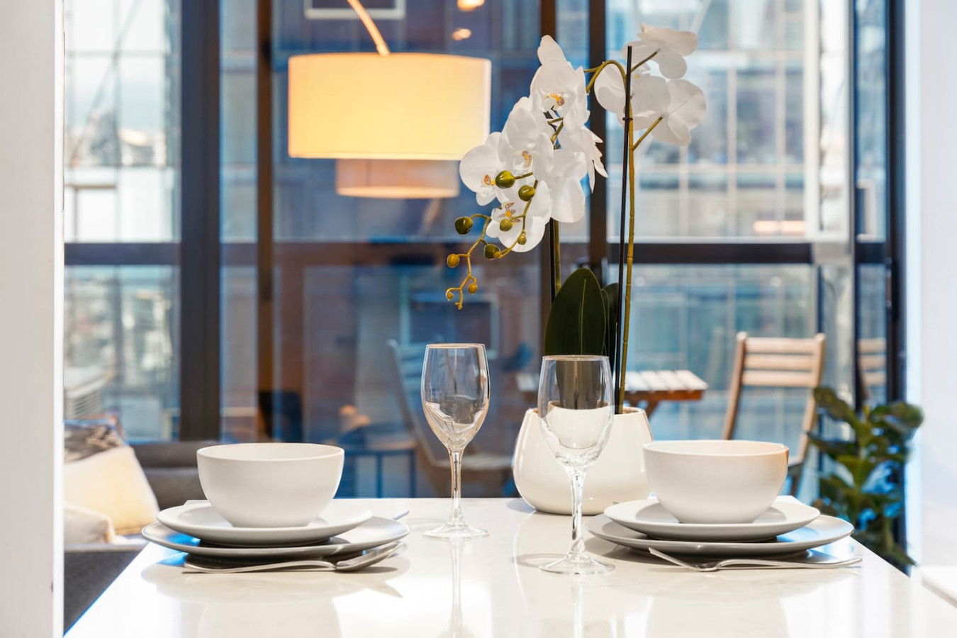 Inviting dining area perfect for meals and gatherings.