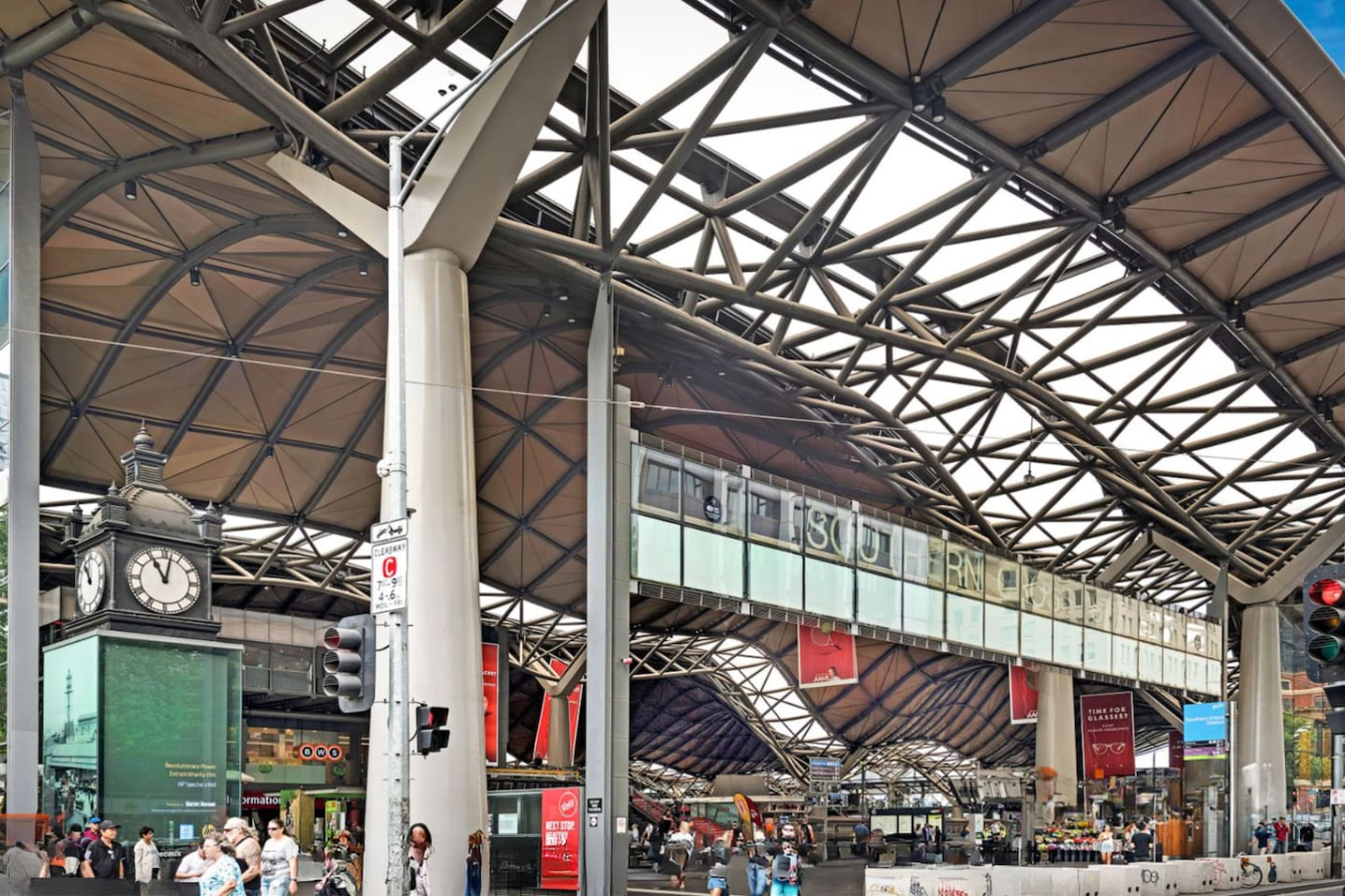 1 Minute walk to Southern Cross Station. Melbourne's main train station.