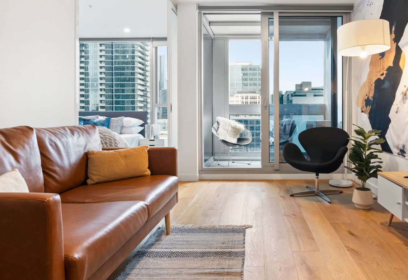 Cozy living room with a view of the skyscrapers.