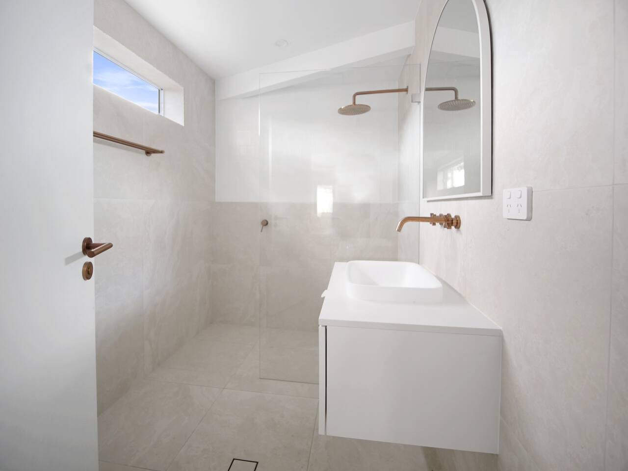 Relax and refresh in our complete bathroom.