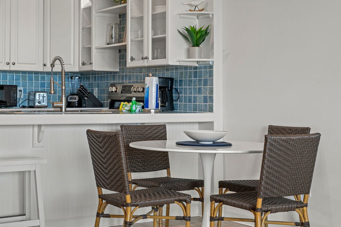 Mistral 7 Beachfront Condo with Ocean Views