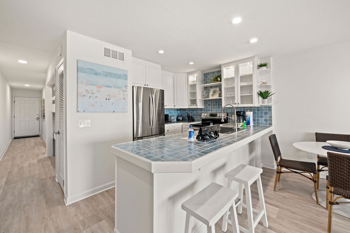 Mistral 7 Beachfront Condo with Ocean Views