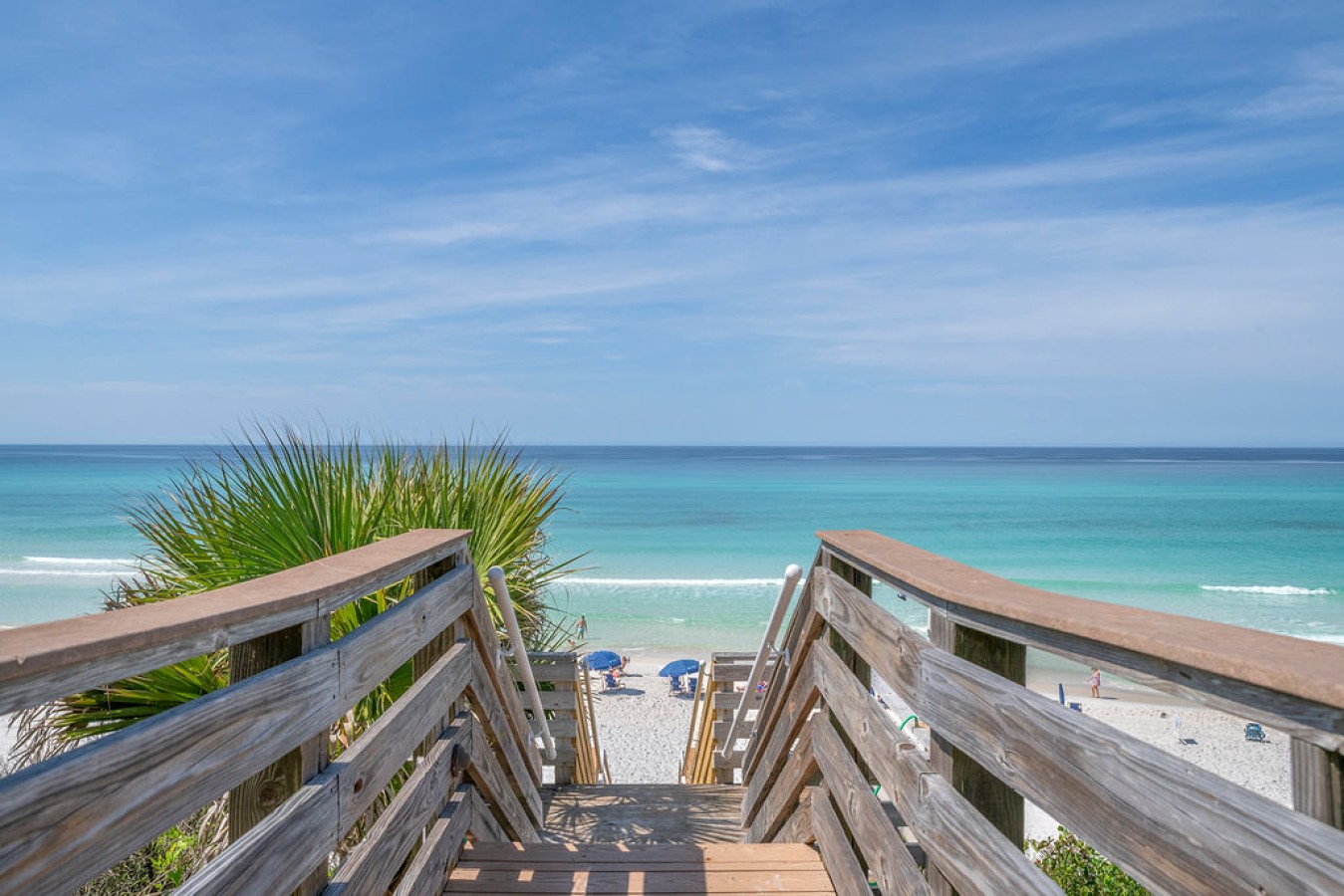 Mistral 7 Beachfront Condo with Ocean Views
