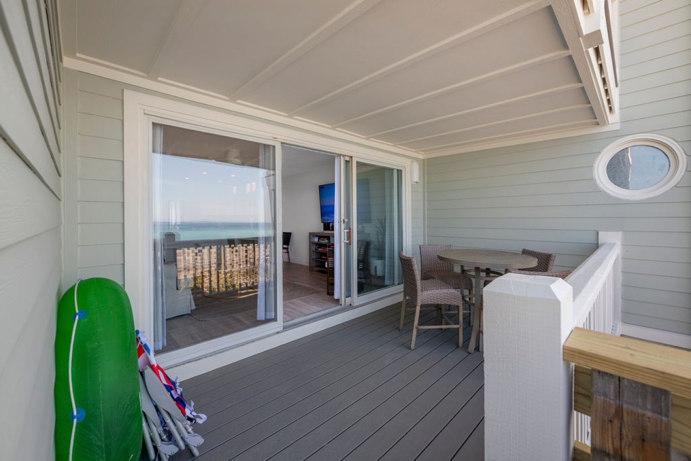Mistral 7 Beachfront Condo with Ocean Views