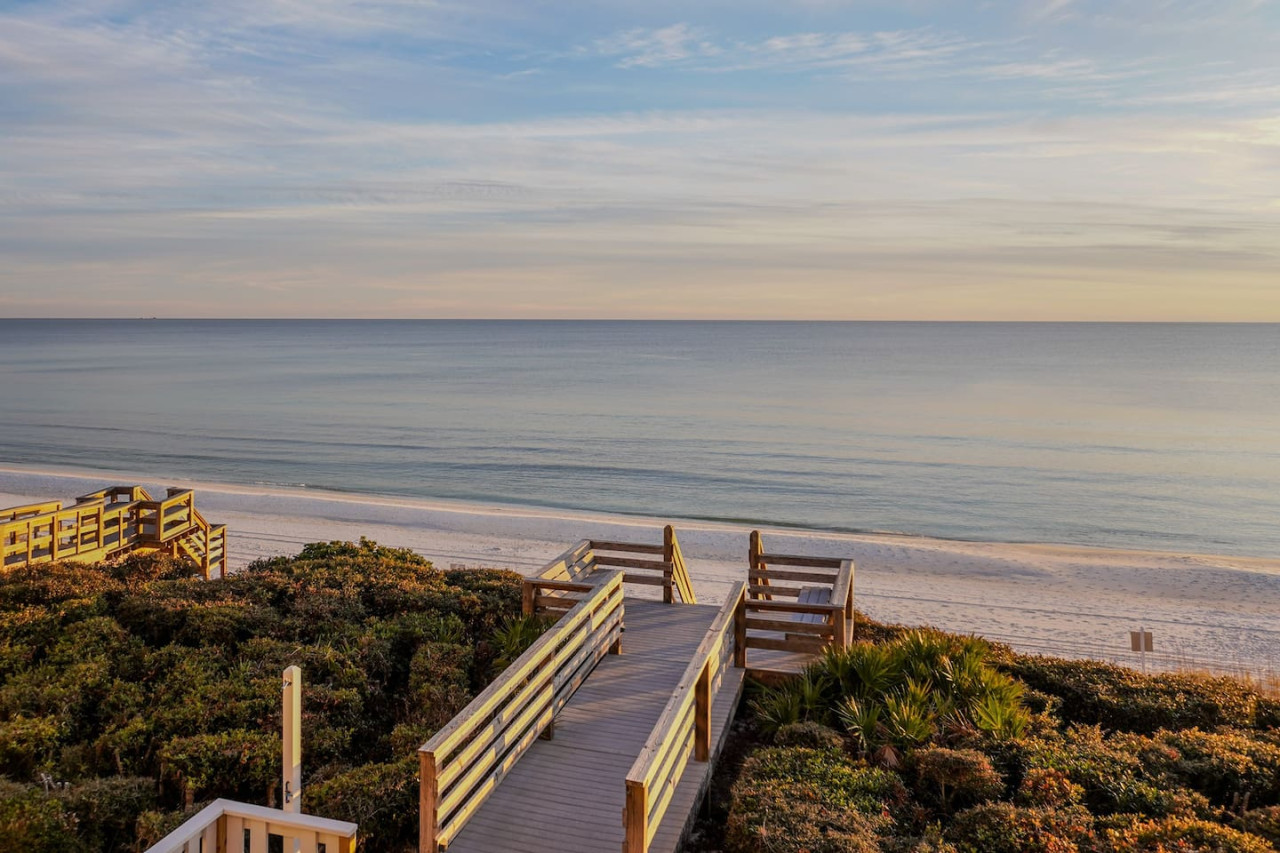Seamist 7 ~ Beachfront on 30A