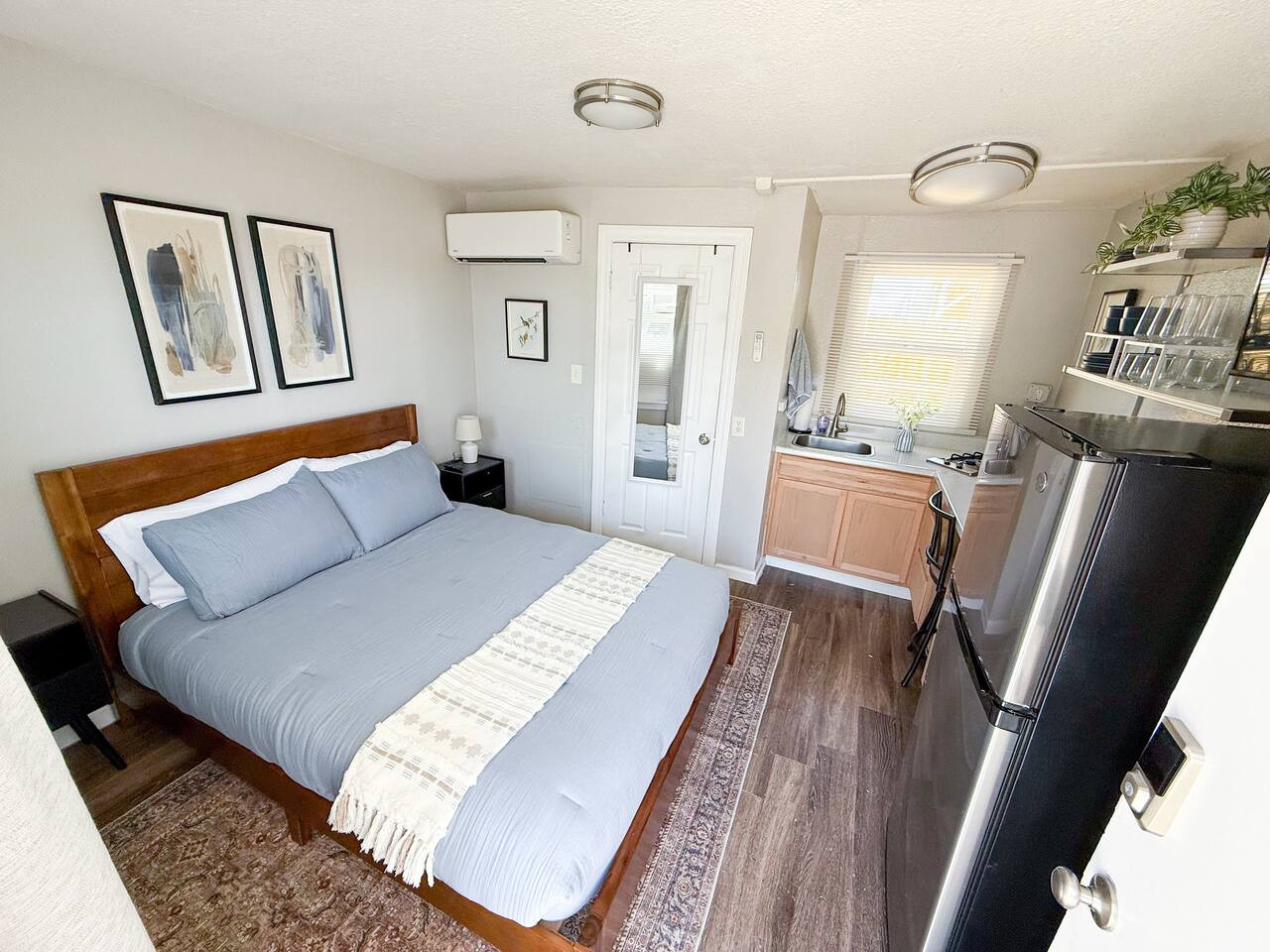 Stylish Micro-studio Oasis - Cozy And Efficient Retreat - Arvada, CO