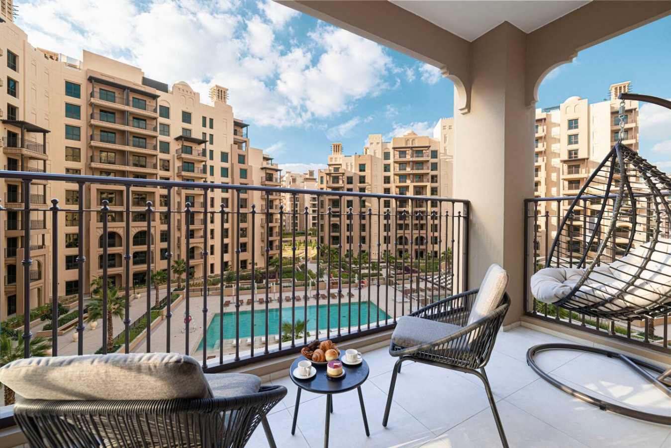 Stunning 3BR at Al Jazi