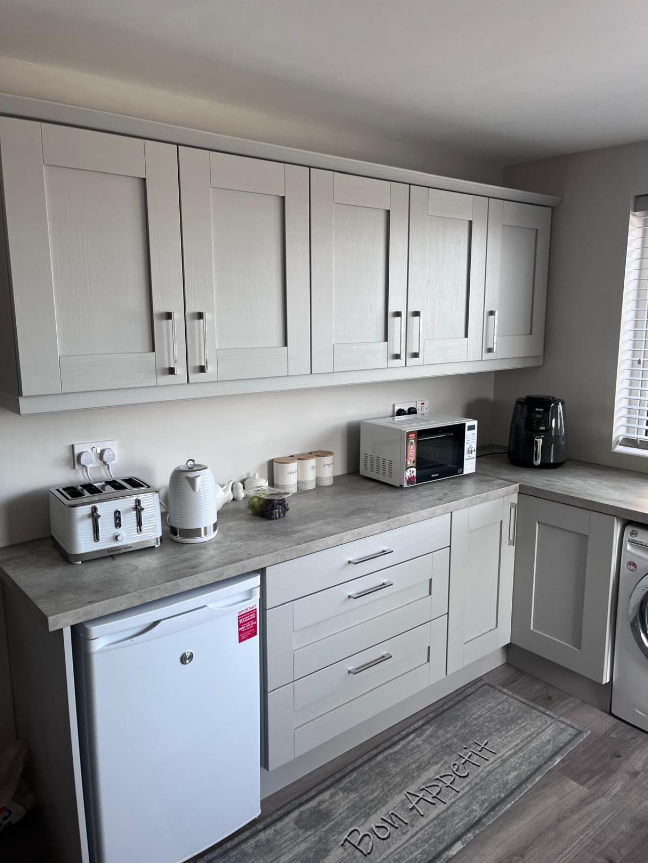 5 Bedrooms - Larkins Edenderry