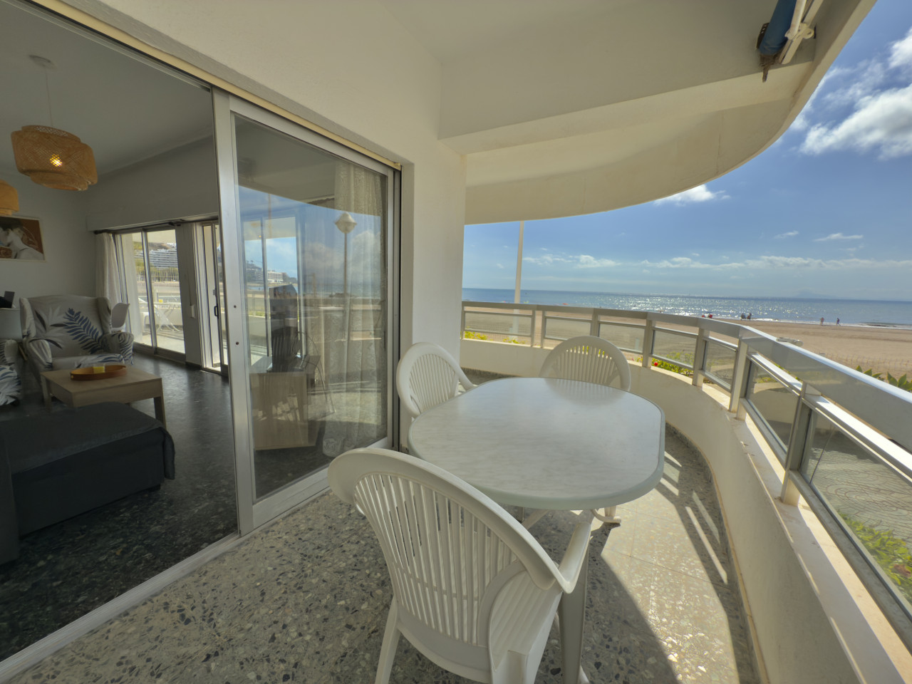 Beachfront Terrace Apartment - Cullera — foto 18