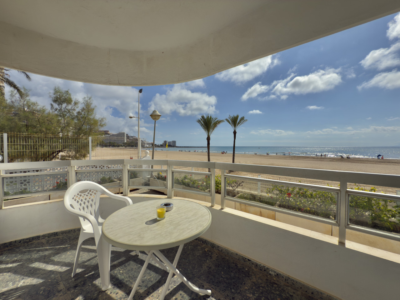 Beachfront Terrace Apartment - Cullera — foto 33
