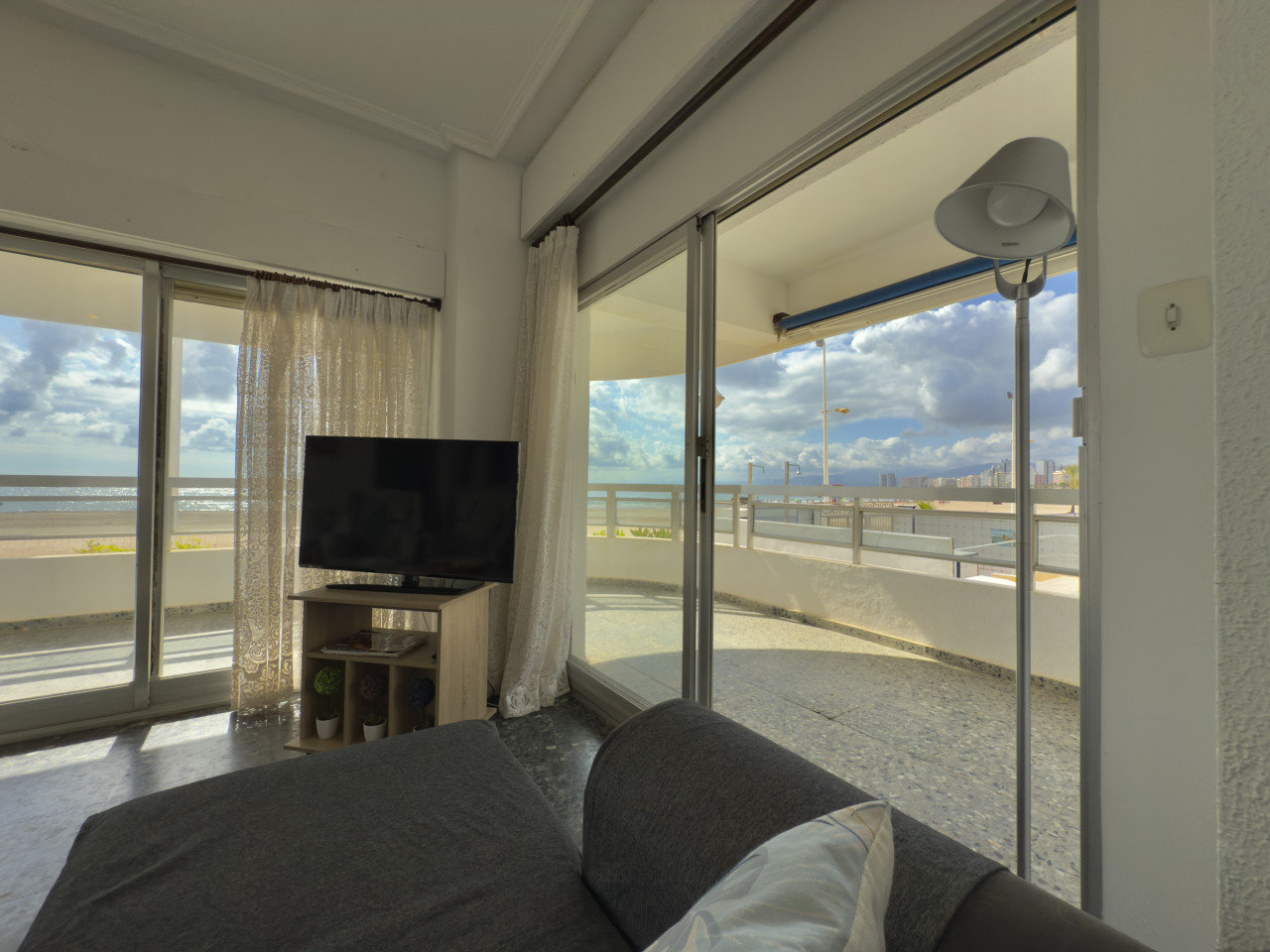 Beachfront Terrace Apartment - Cullera — foto 34
