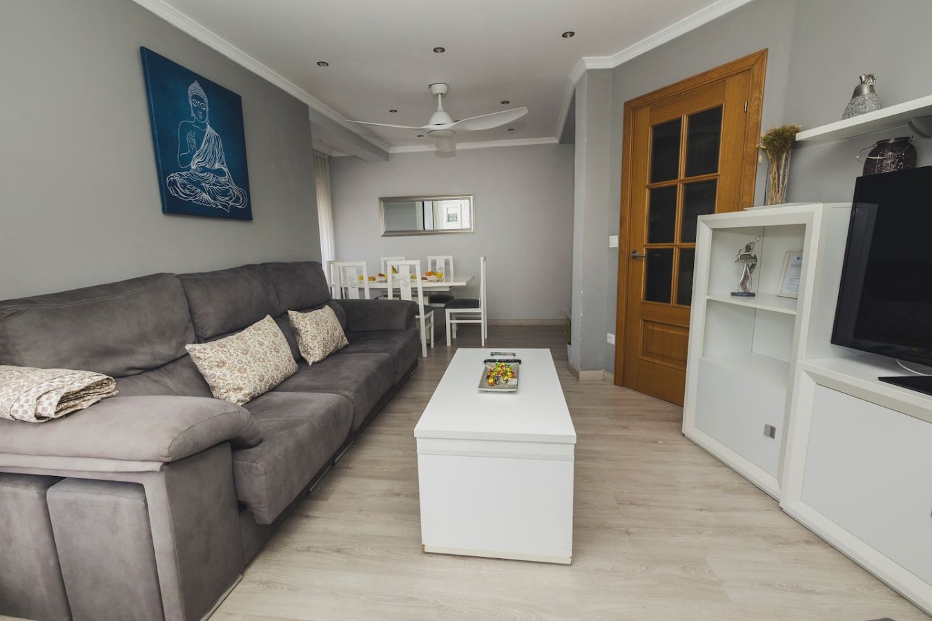 Central Bright Apartment · Beach & Rías Baixas — foto 13