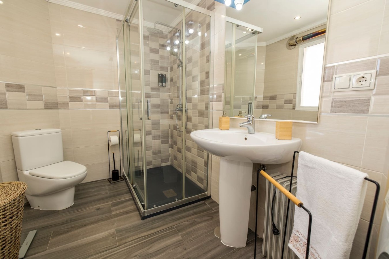 Central Bright Apartment · Beach & Rías Baixas — foto 20