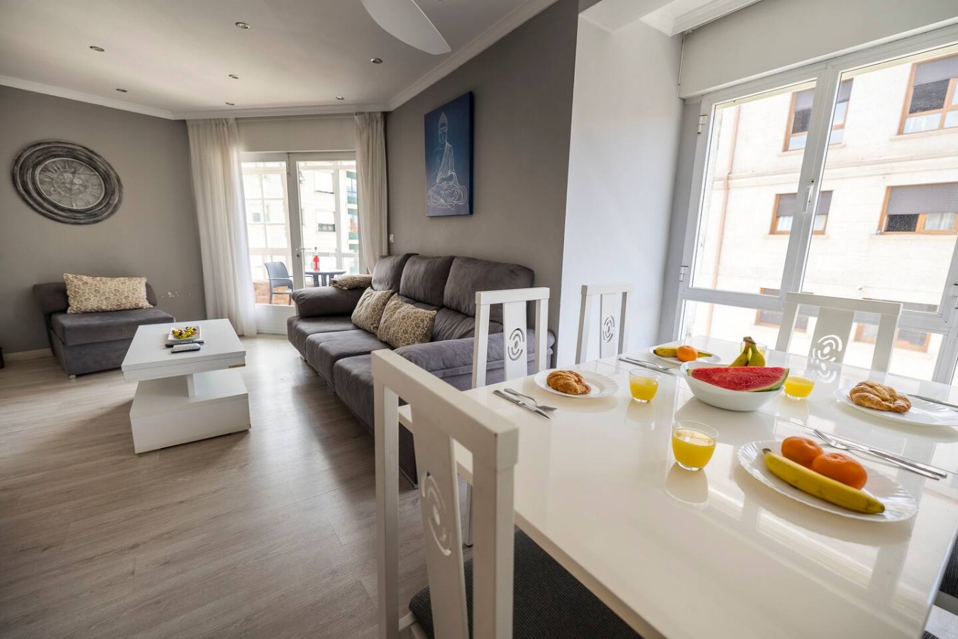Central Bright Apartment · Beach & Rías Baixas — foto 3