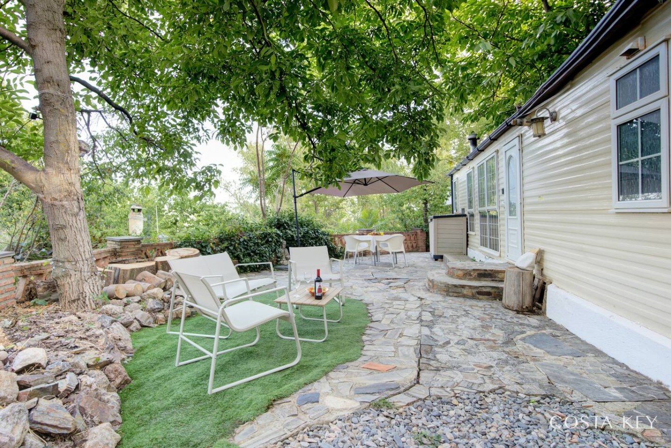 Mountain & Pool Retreat - Camping Pitres — foto 9