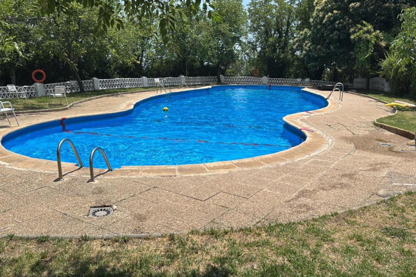 Mountain & Pool Retreat - Camping Pitres — foto 3
