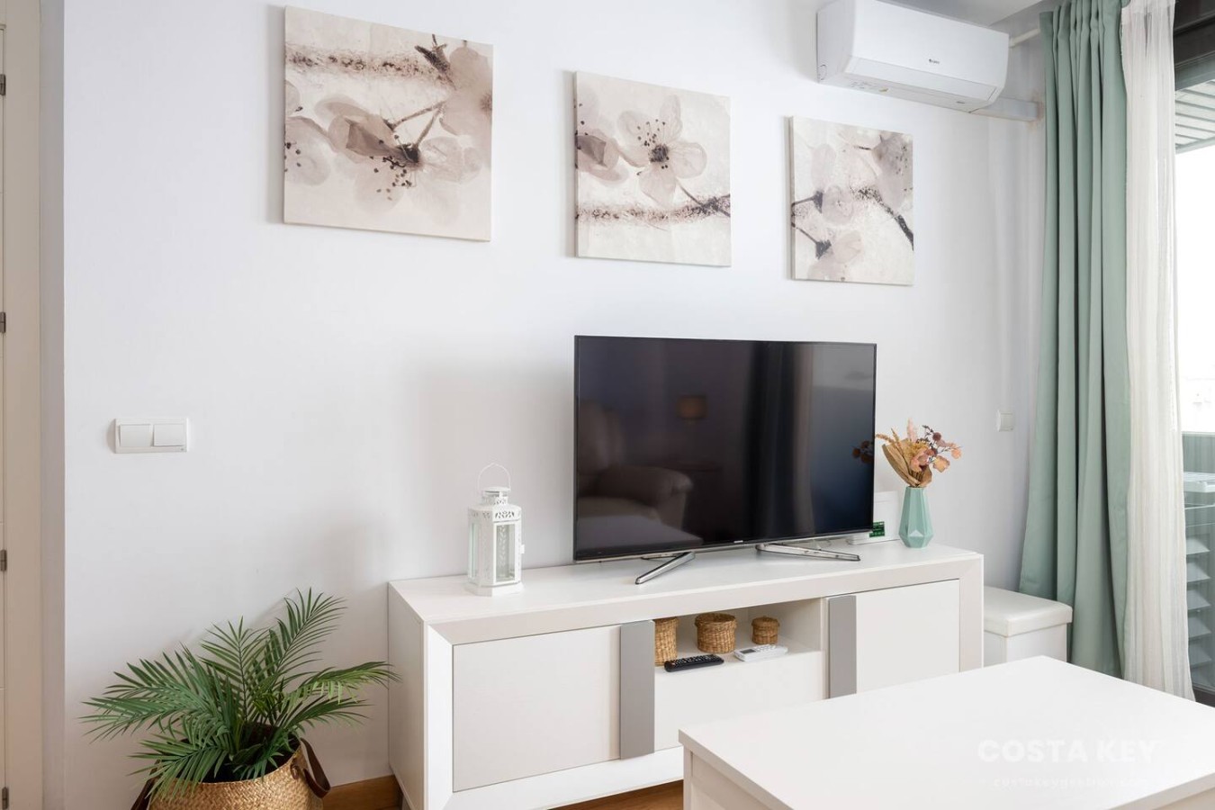 Barbate Promenade Apartment · Restaurants & Marina — foto 8