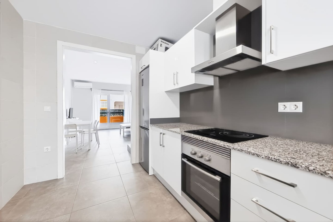 Bright & Modern Coastal Escape - Vera Playa — foto 5