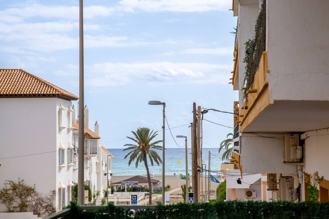 Bright & Modern Coastal Escape - Vera Playa — foto 25