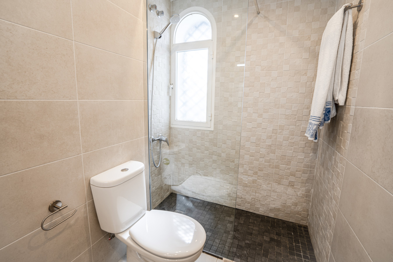 Upstairs full bathroom with walk-in shower for bedrooms 2 and 3