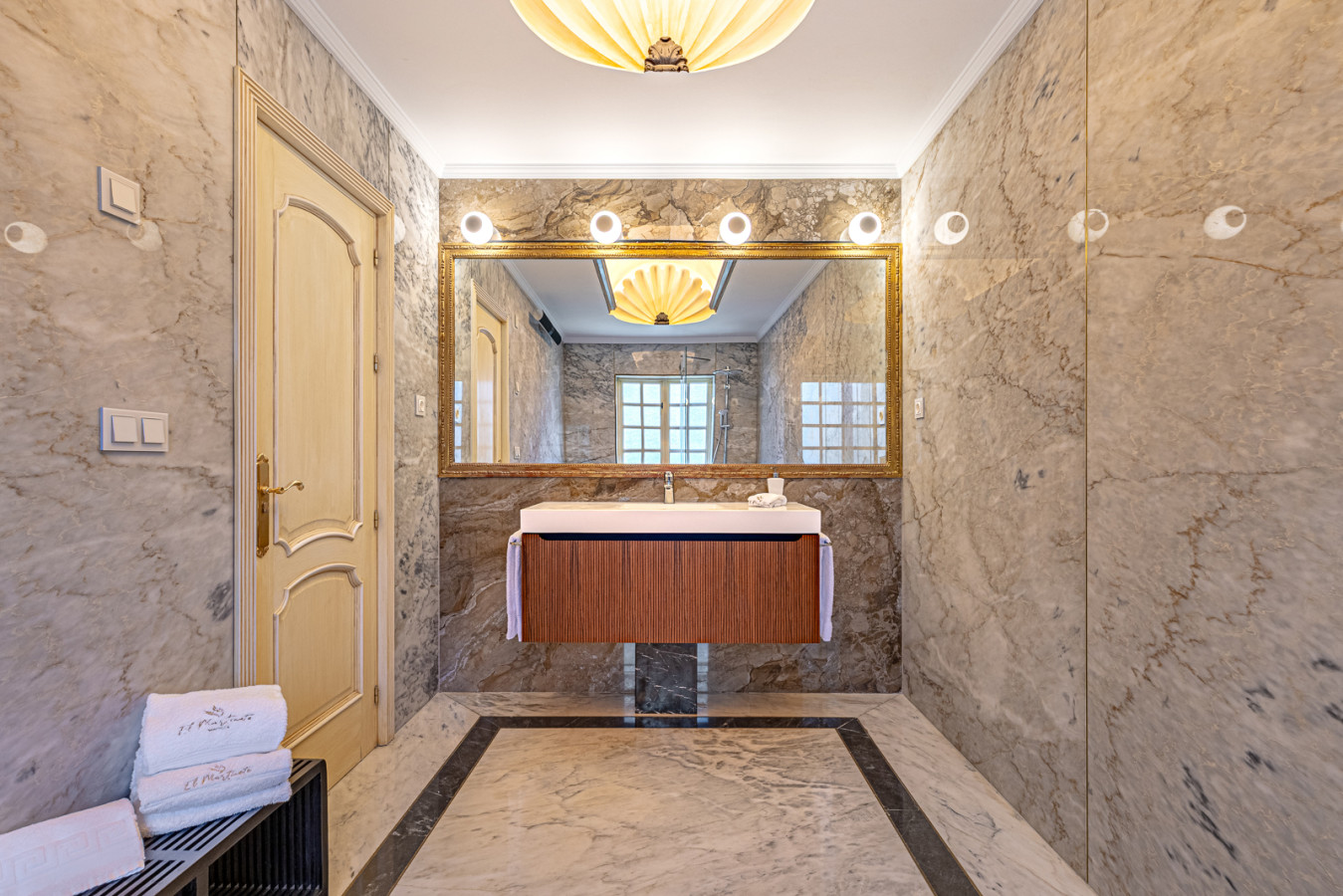 Fifth bedroom en-suite bathroom with shower