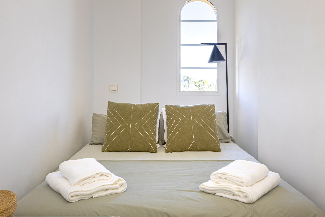 Third small bedroom with double bed