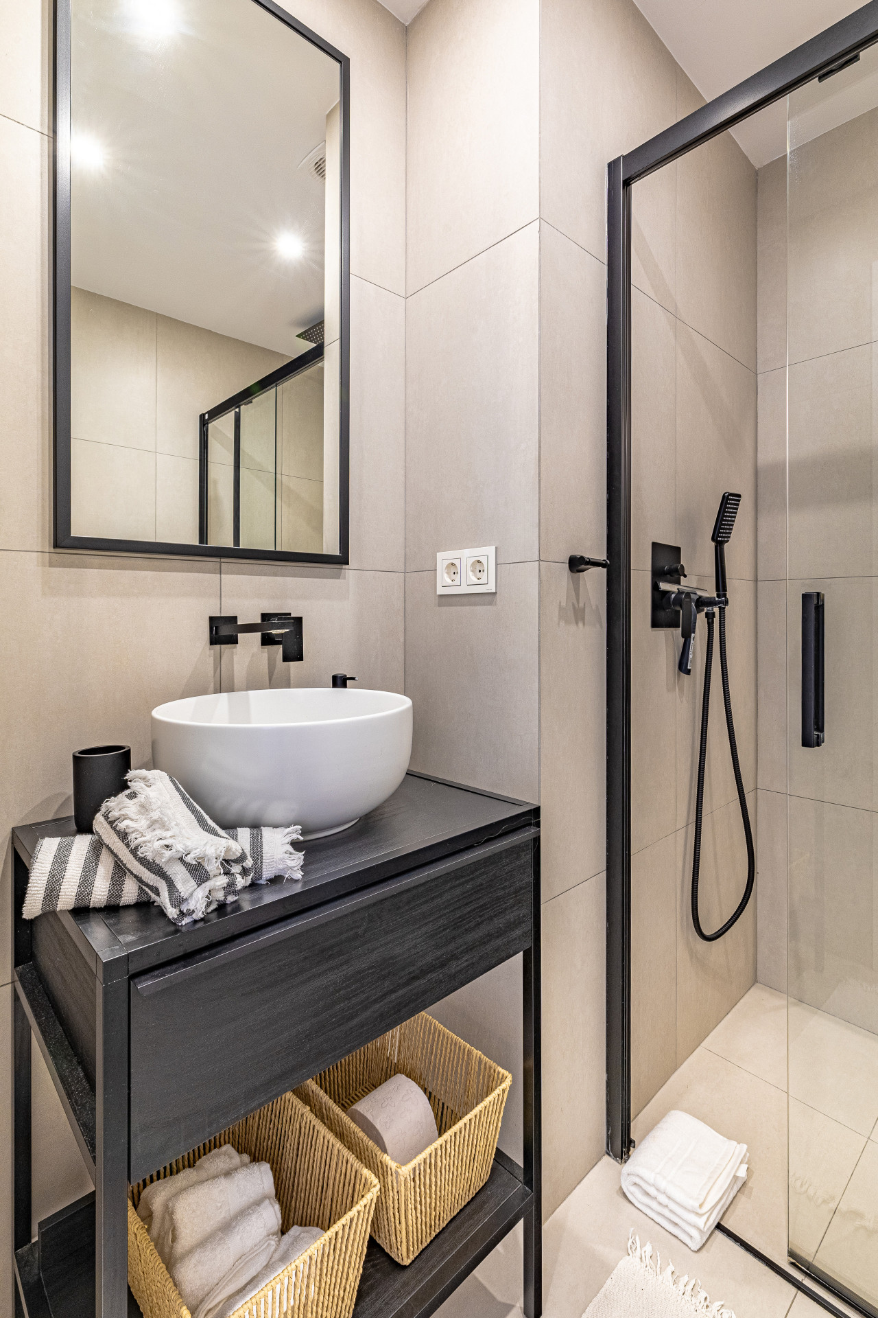 Second full bathroom with walk-in shower
