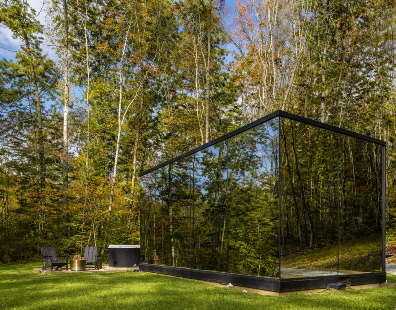 The Illusion|Romantic Mirrored Cabin