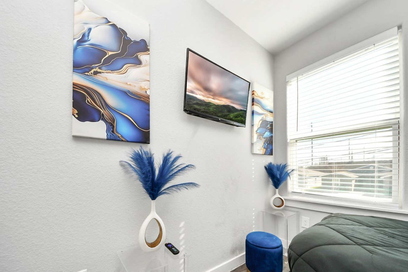 Elegant East Houston Getaway 2