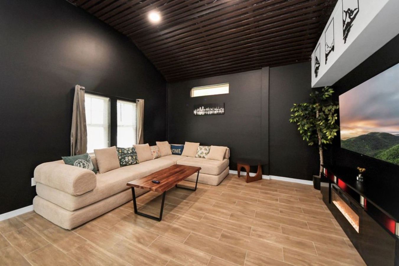 F4 Cosytastic 2 Bedroom Vibe Den - Fresno, TX