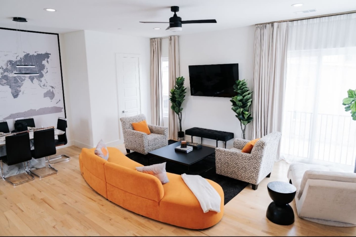 Fair Park Townhouse | Free Parking | Sleeps 8 - Dallas, TX