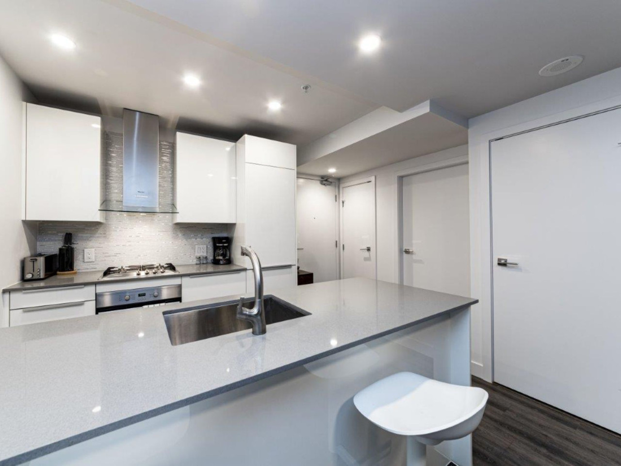 124476 337812 R22Pvix0MsrCo7xhxxHxGHRUvM6 cp2AqC QC89OUcE 695401dd6204b