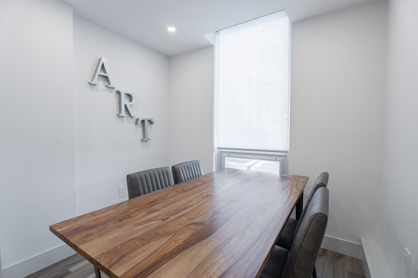 124476 337824 OVs5hUr9bqlCU9EkNmG5i8URnA YLZ8VaP7S1hRfDPc 69551eae638fa