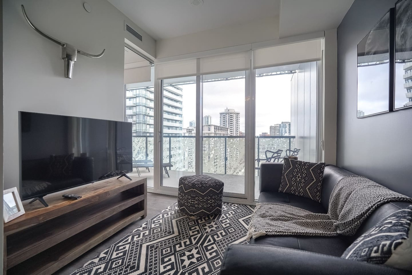 Corporate Stays | IMMIX 3 Bedrooms