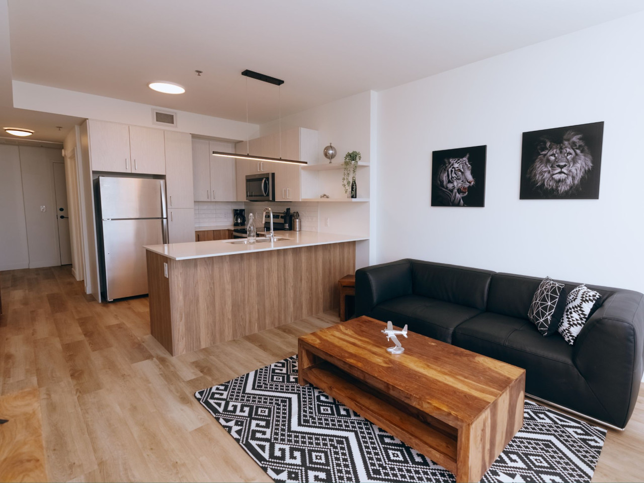 Furnished 2 Bedroom with 2 Bathrooms in Winnipeg | Osborne Village Building