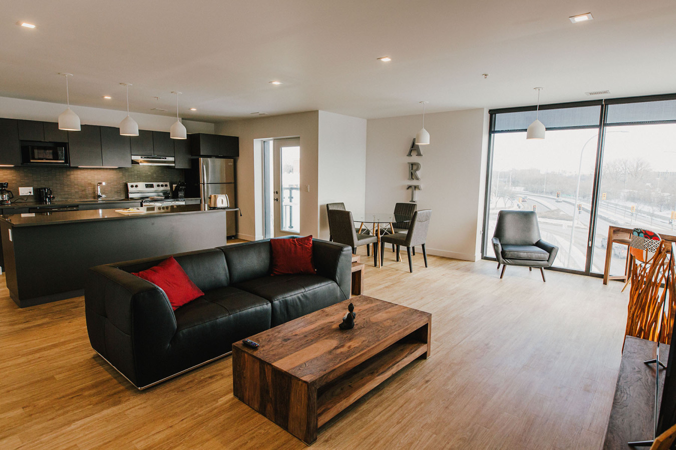 Corporate Stays | Stradbrook 2 Bedroom